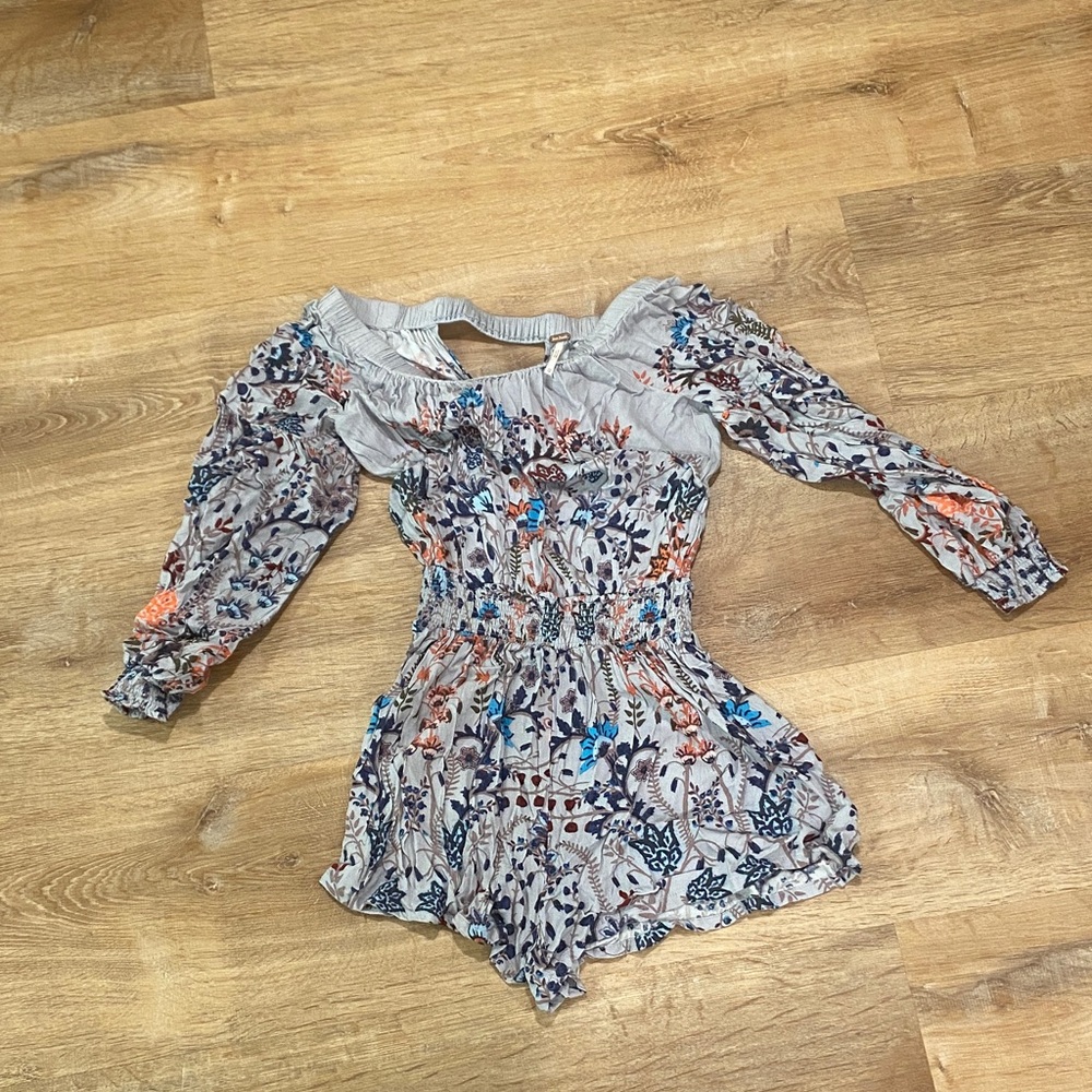 Free people open back romper size Xs